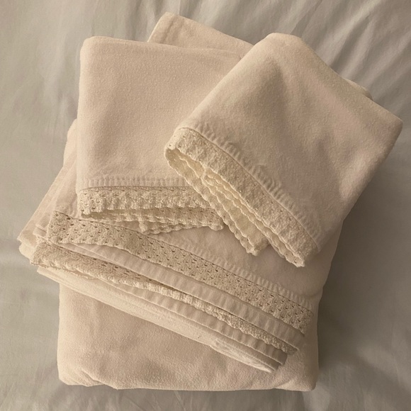 Serena & Lily Bedding Serena Lily Flannel Sheets With Crochet